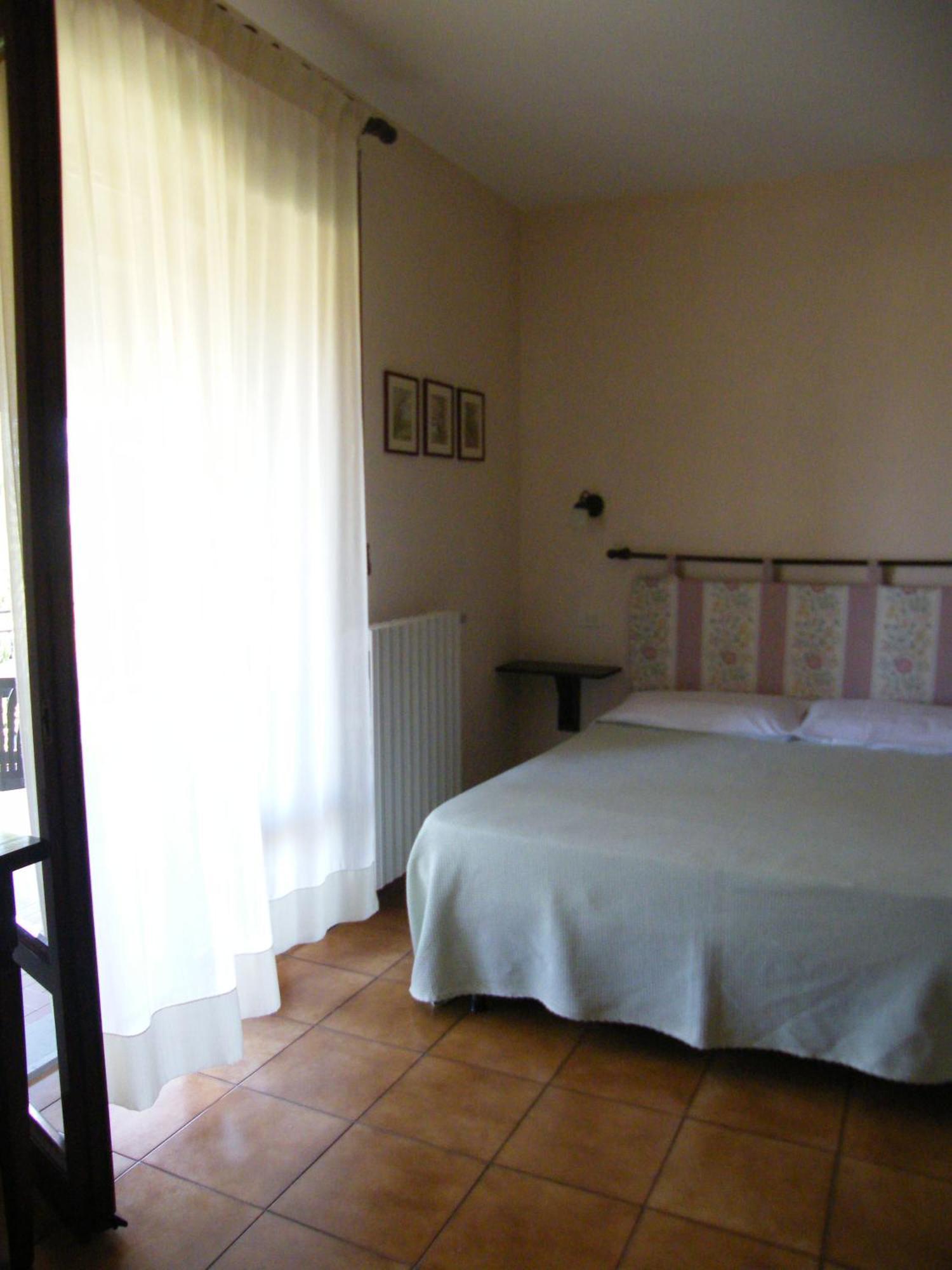 Agriturismo Poggio Alle Calle Saturnia Exterior foto