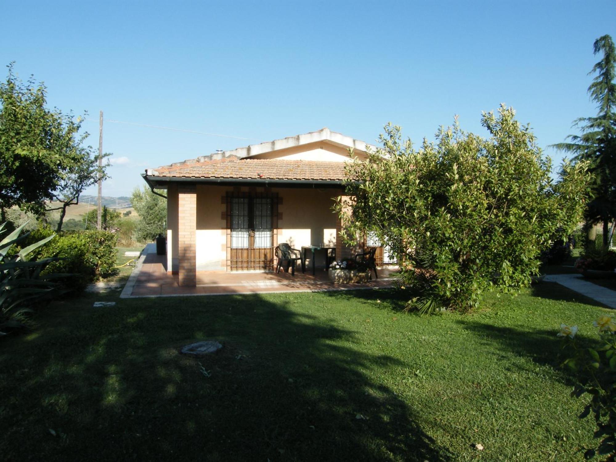 Agriturismo Poggio Alle Calle Saturnia Exterior foto