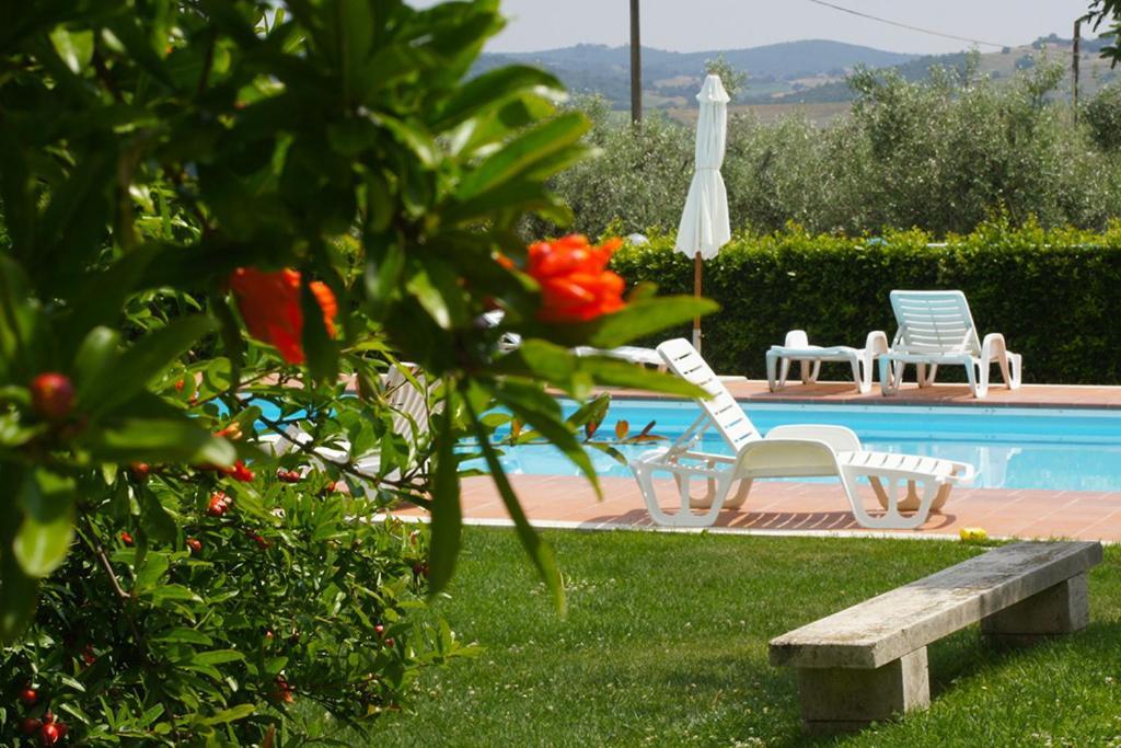 Agriturismo Poggio Alle Calle Saturnia Exterior foto